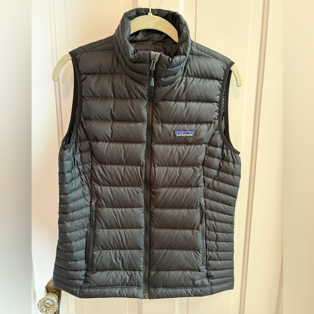 Women’s Patagonia down sweater vest black size S